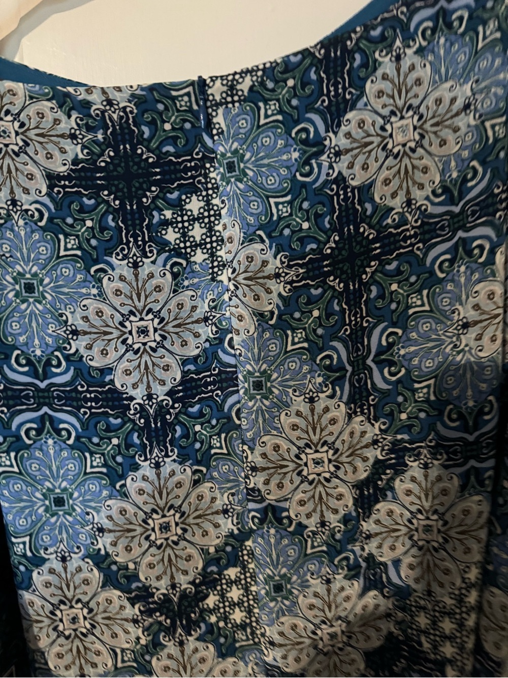 NWT Stunning Jessica Howard Blue Medallion Print Bell Sleeve Midi Dress Size 16 - Picture 6 of 10